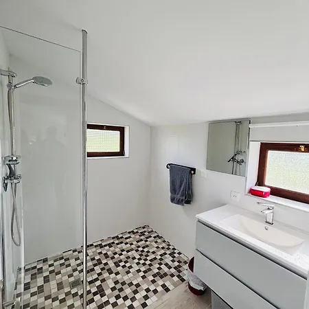 Roumeneche Thermalisme Jonzac Au Sejour Ou A La Semaine Holiday home